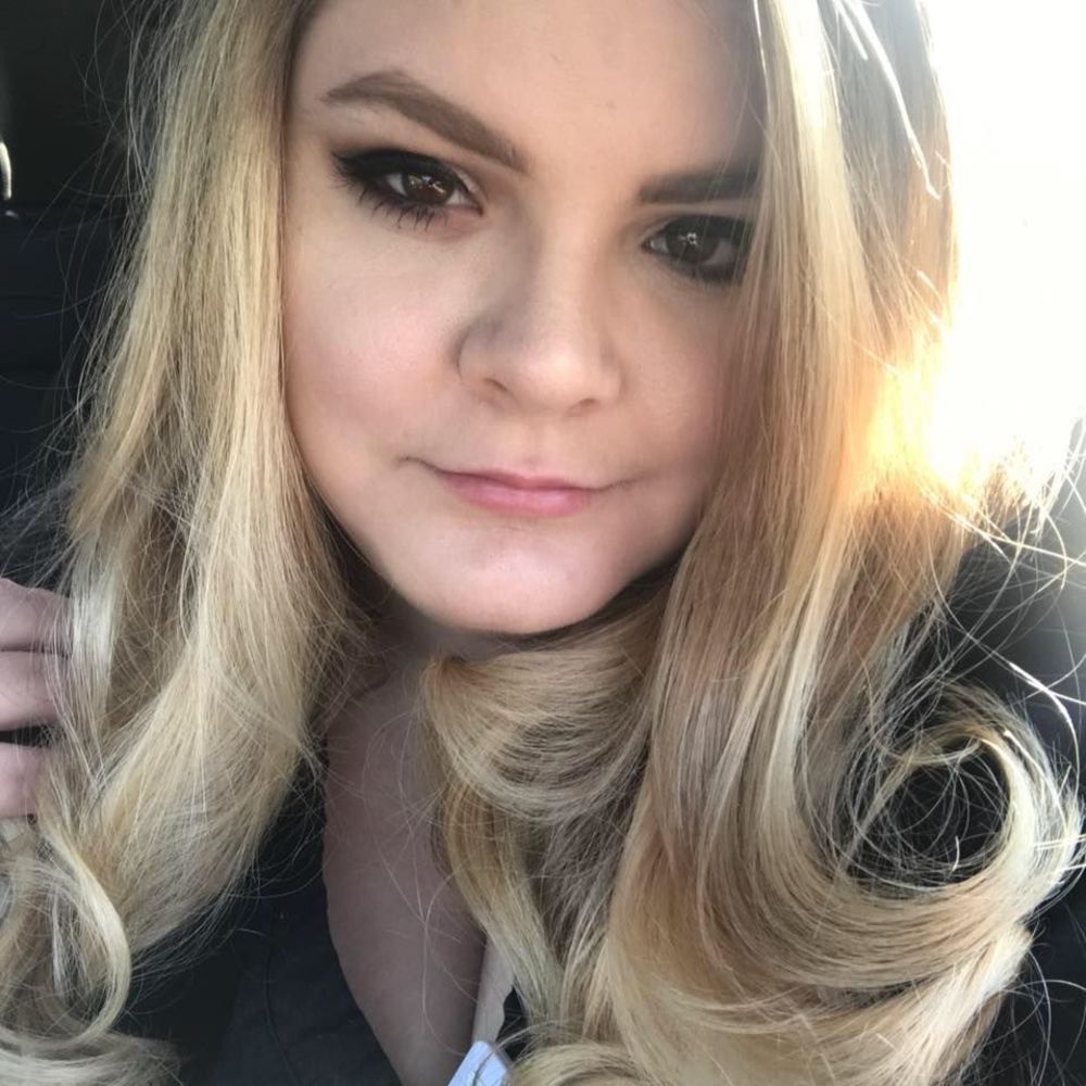 Meet your Posher, Ally